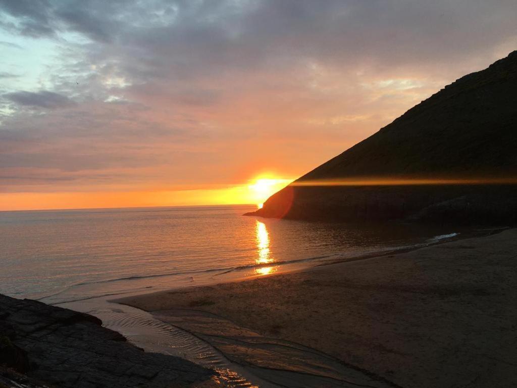 Вилла Wild Coastal Retreat At Troed Y Rhiw Aberporth, West Wales Экстерьер фото